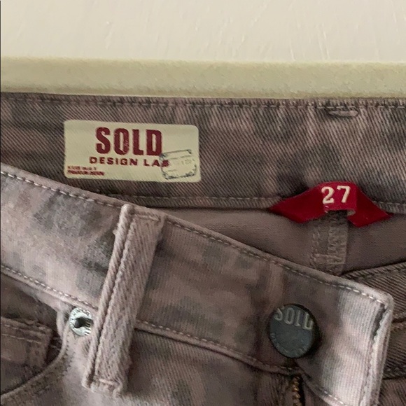 Jeans, muted cheetah print, size 27, - Picture 3 of 4
